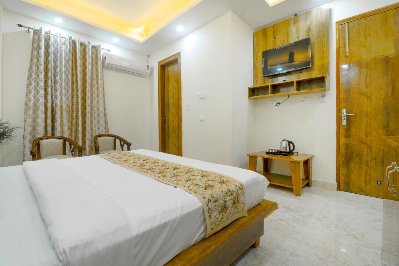 Hotel P2P Hills Rishīkesh Екстериор снимка